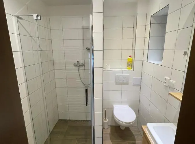 U Kolóška 4*